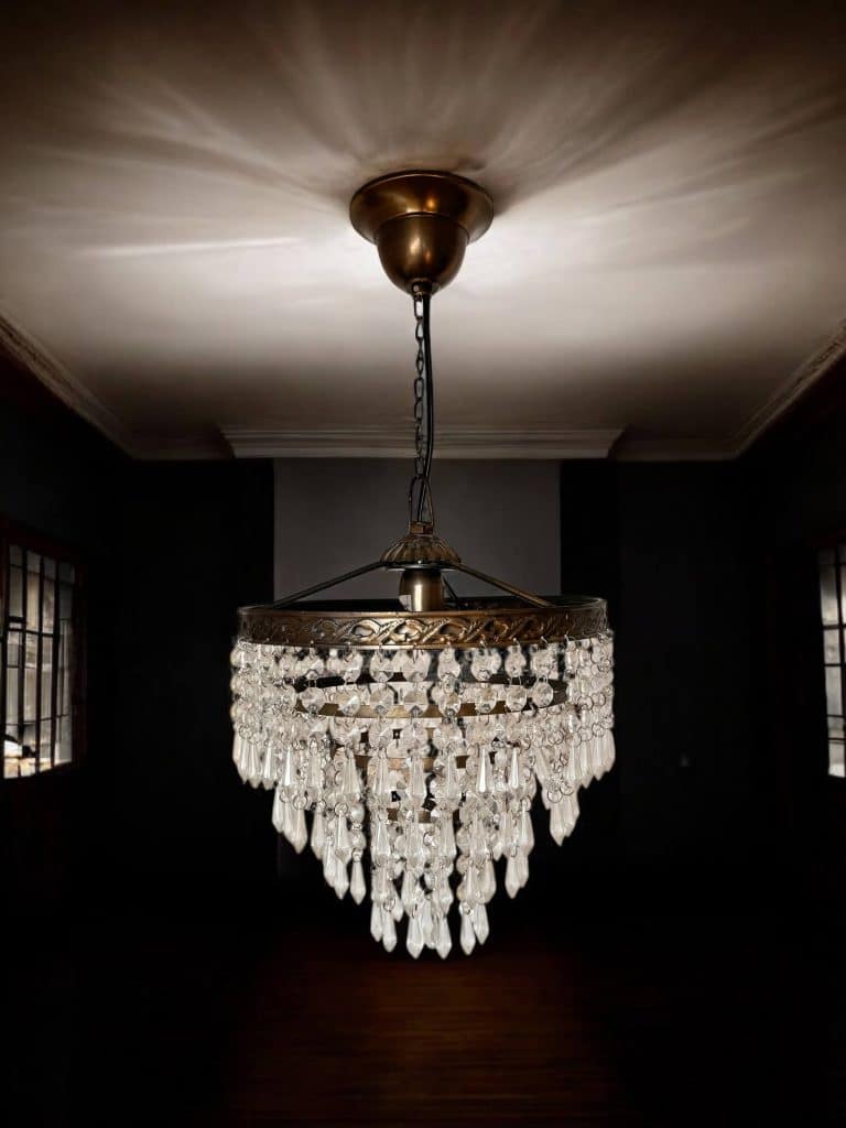 Lustre néo baroque plafonnier 6 feux 2300 pampilles cristal | Leroy Merlin