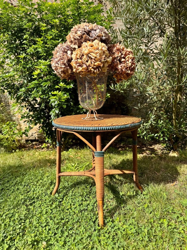 Table Basse Ronde En Rotin Vintage Des Années 50 - Salon, Chambre, Patio - 39 Cm