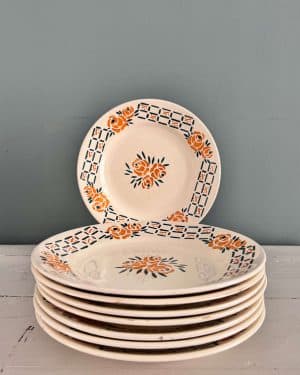 Assiettes anciennes Terre de Fer