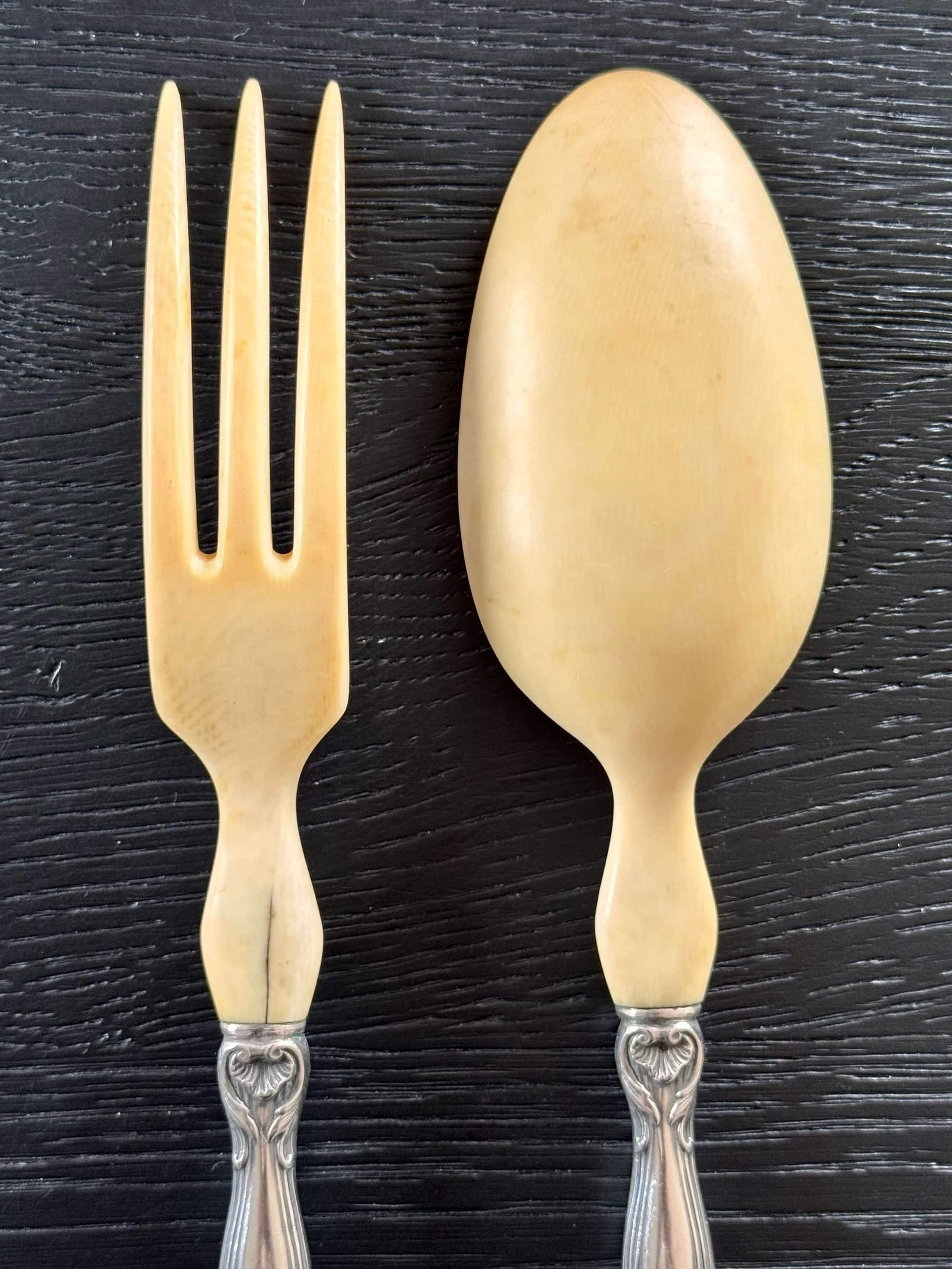 Couverts à salade 1900 dans leur écrin