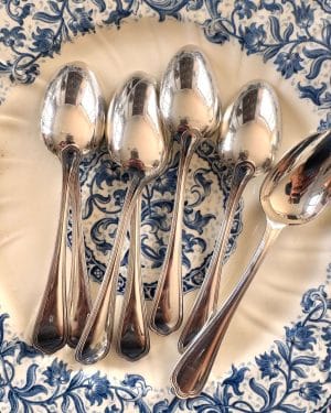 7 petites cuillères en métal argenté Christofle