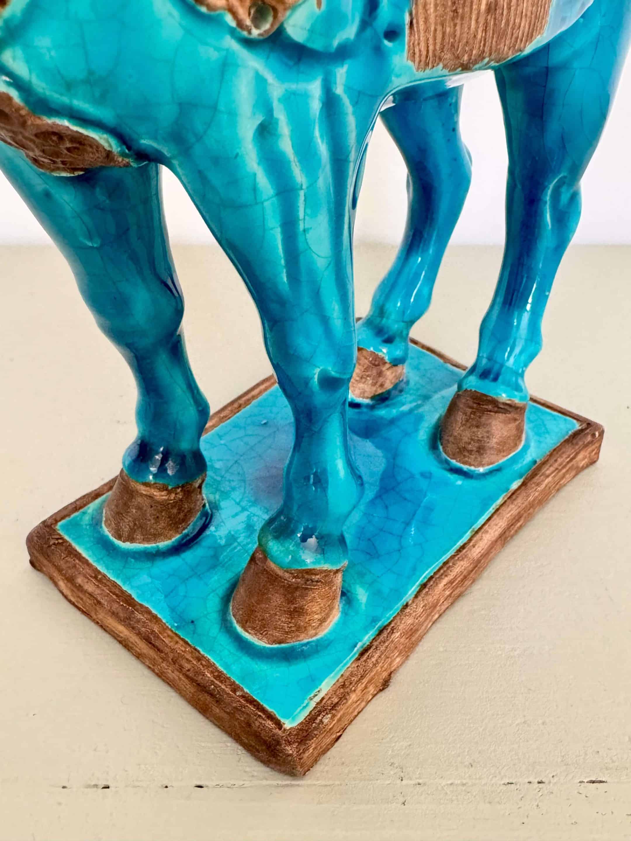 Sculpture cheval Tang Ugo Zaccagnini, émail bleu turquoise