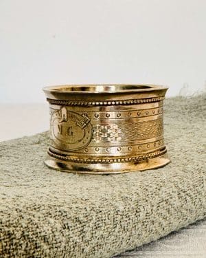 Ancien rond de serviette en argent