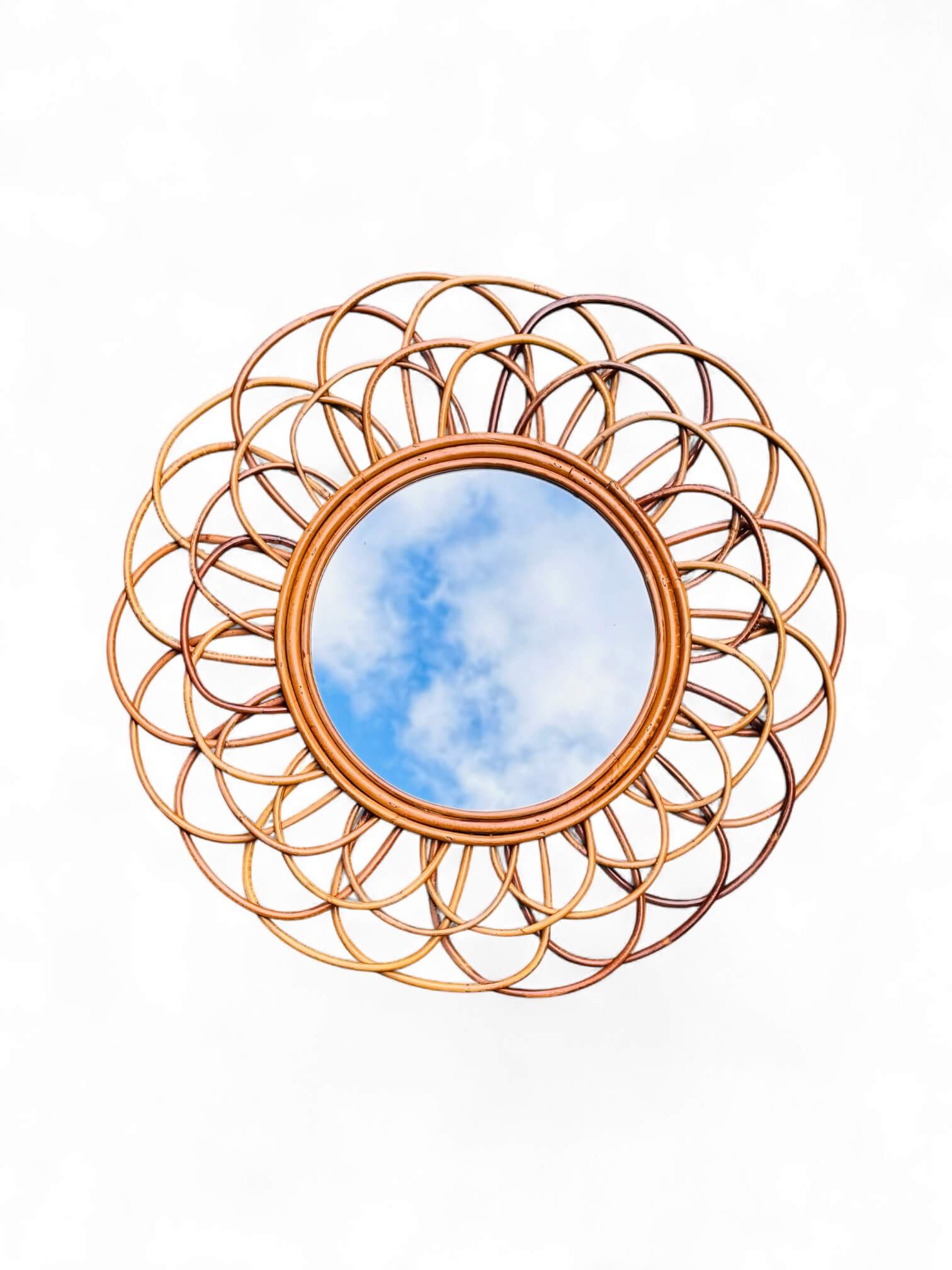 Miroir en rotin vintage