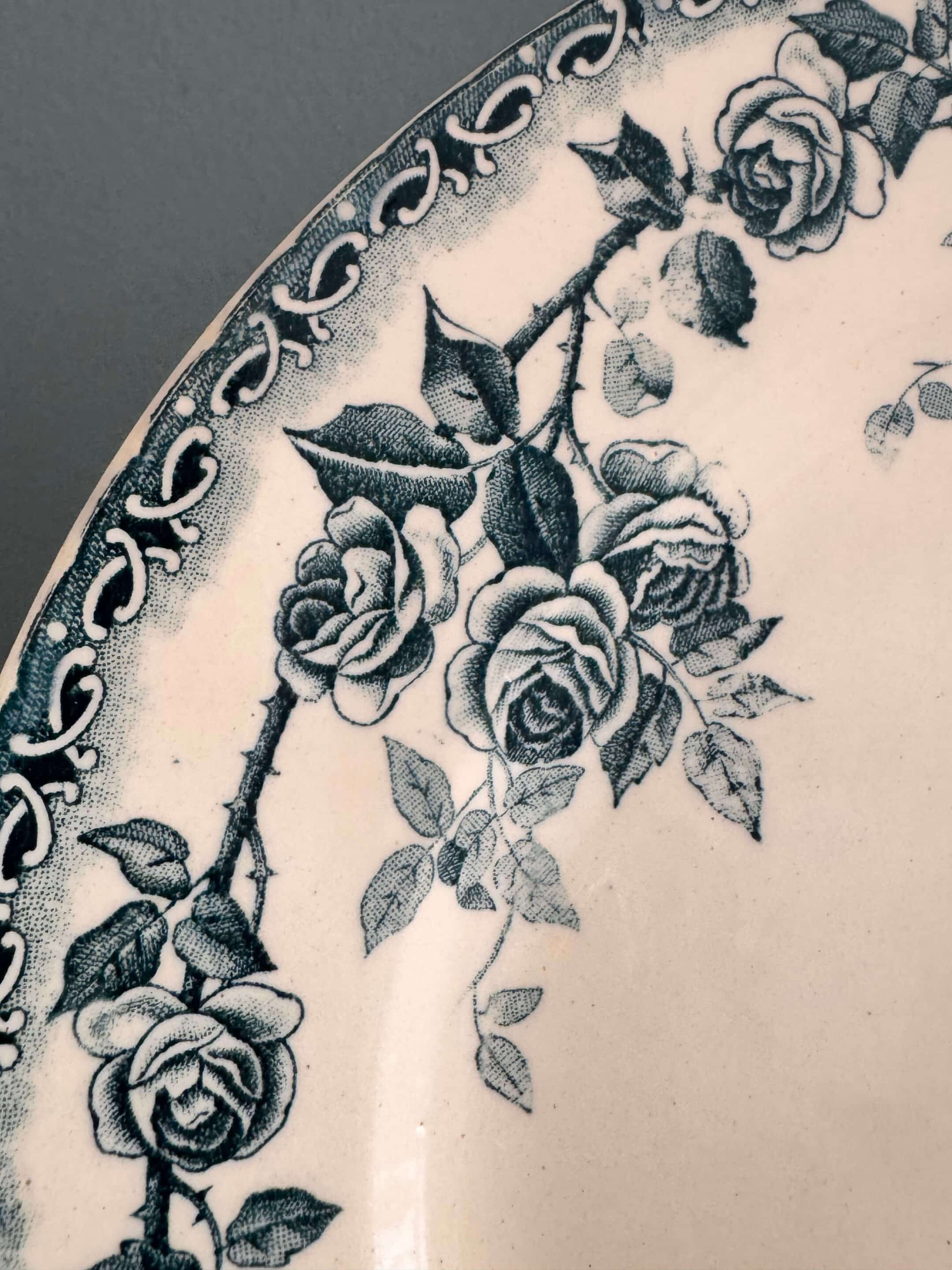 6 assiettes Choisy-le-Roi Terre de Fer 1900