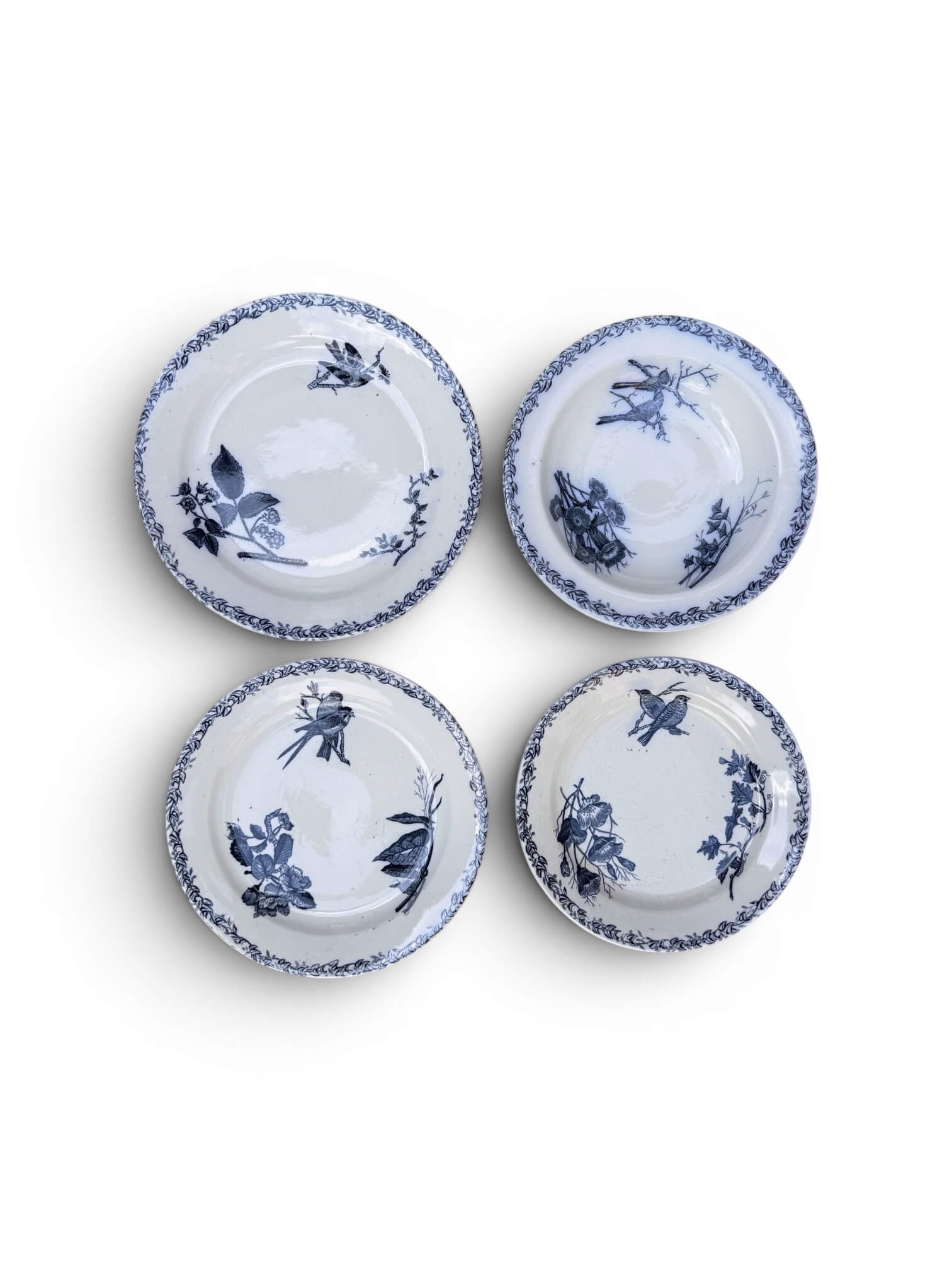 4 plats ronds Terre de Fer