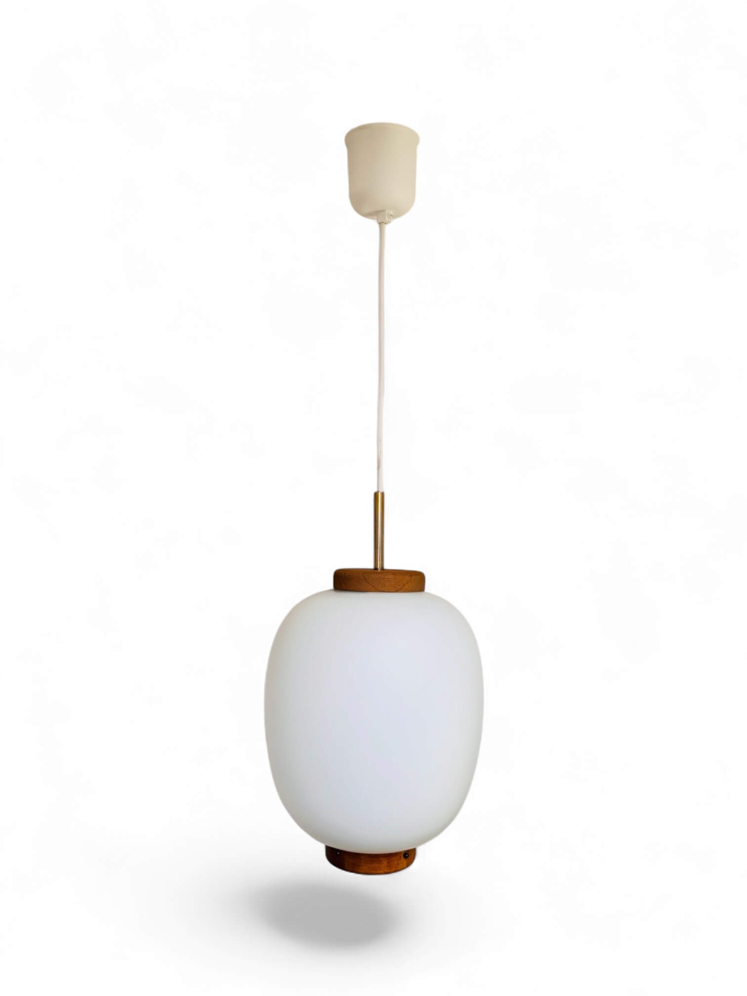 Suspension Kina en opaline et teck par Bent Karlby pour Lyfa