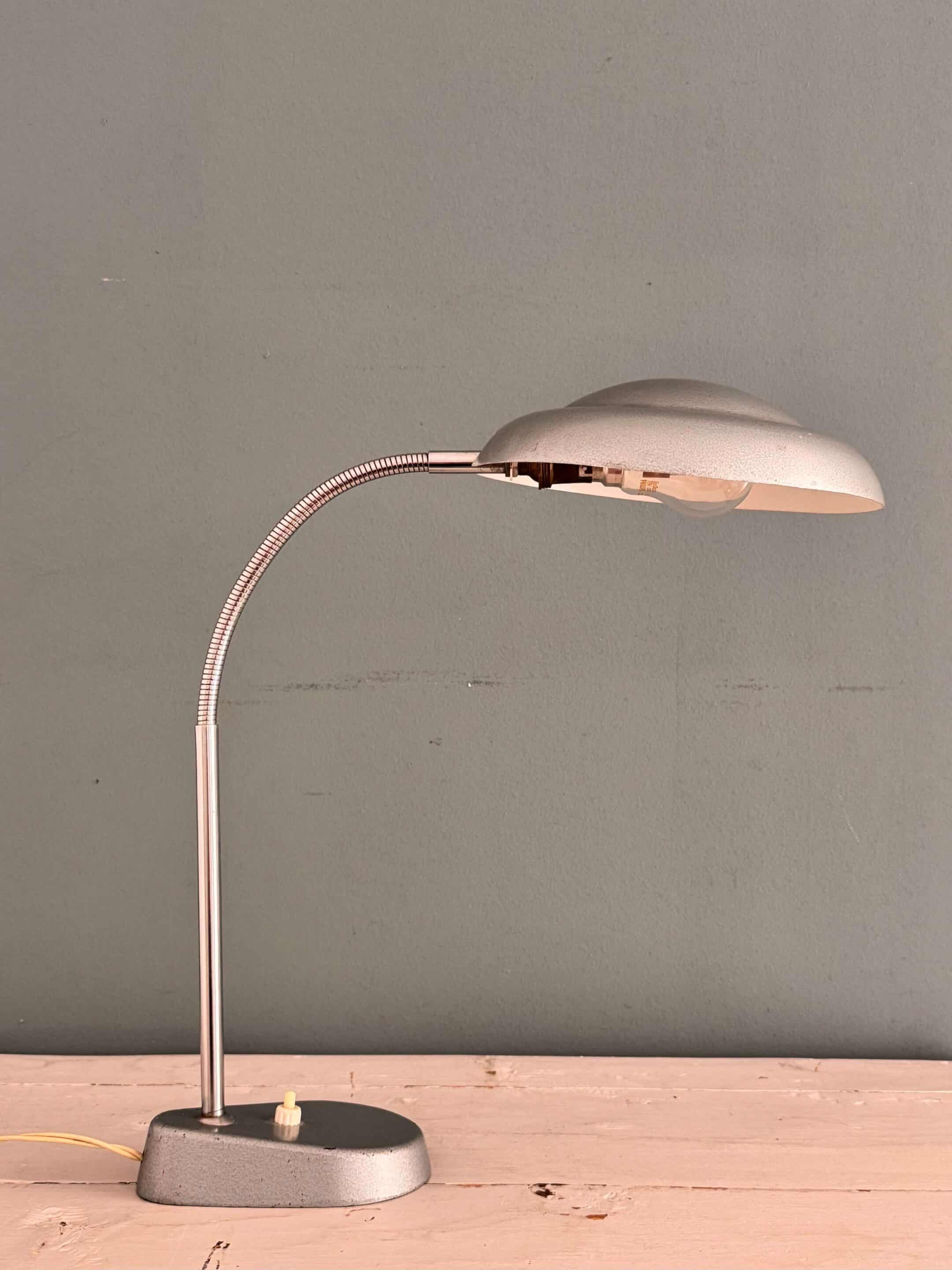 Lampe de bureau vintage Aluminor