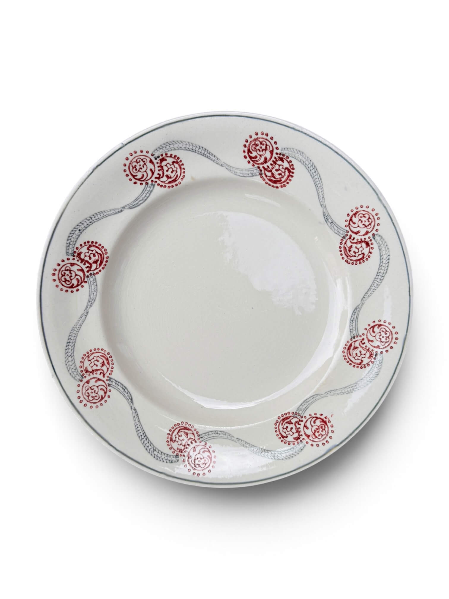 12 assiettes 1900 en faïence de Longwy