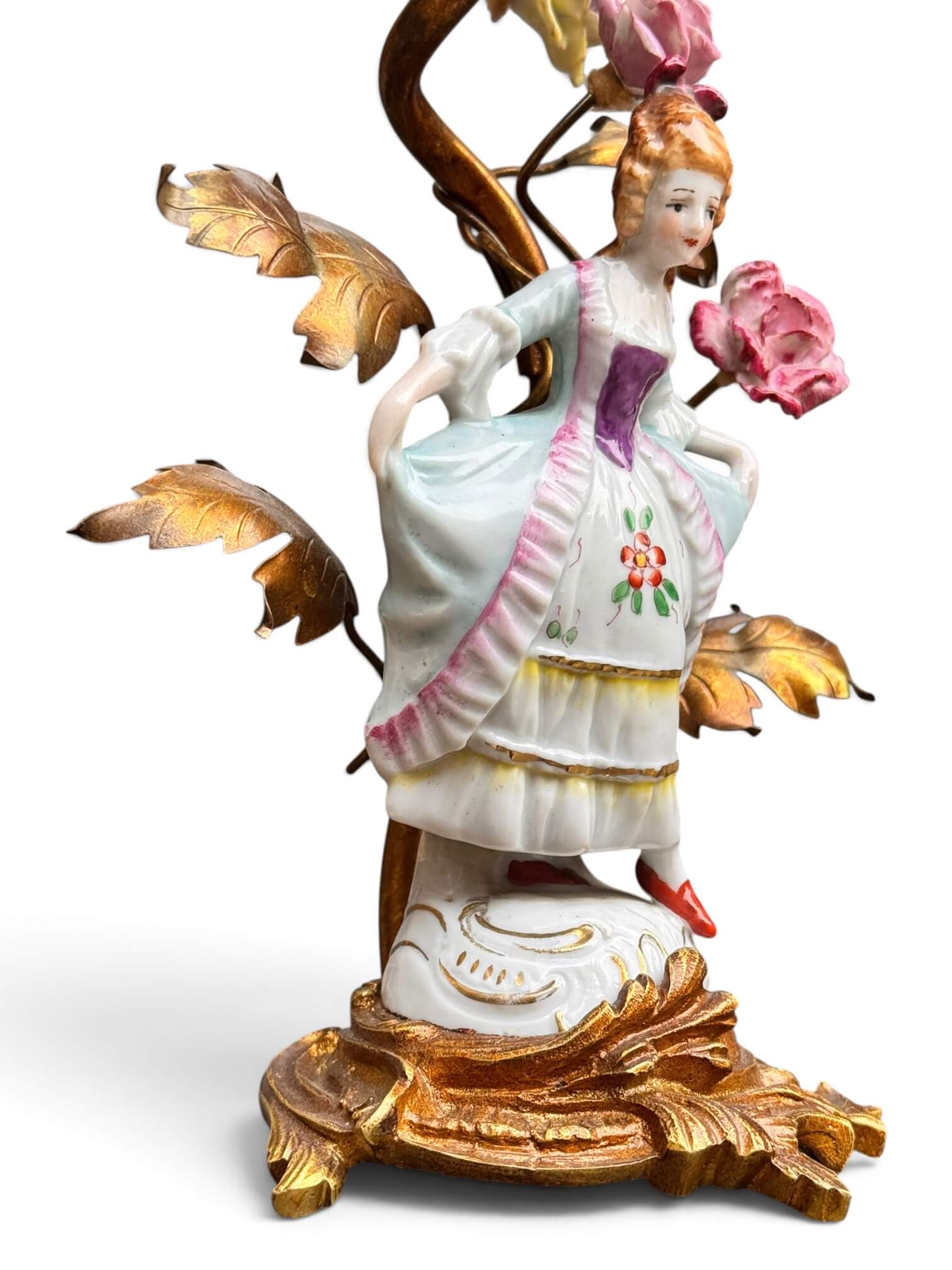 Paire de lampes de chevet en porcelaine et laiton doré